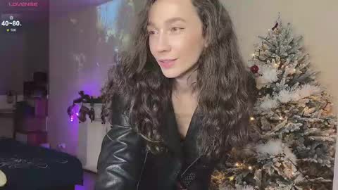 Jessica  I will be here on Tuesday November 26th online show from December 17, 4:32 pm