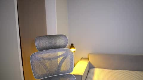 Snapshot of just_emmy chatting on November 28, 5:32 am just call me Emmy online show from November 28, 5:32 am