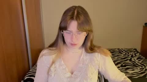 Snapshot of just_fucked chatting on June 25, 1:27 am Nika and Mark online show from June 25, 1:27 am