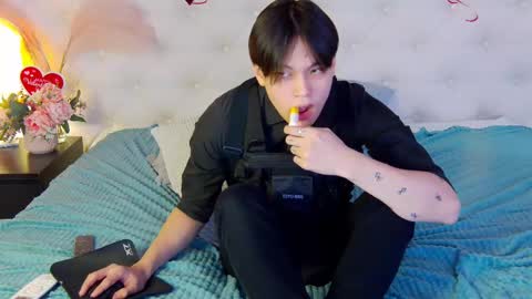 just_gay_ online show from February 19, 7:38 pm