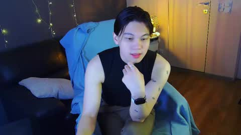 just_gay_ online show from February 26, 9:48 pm