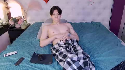 just_gay_ online show from March 1, 7:26 pm