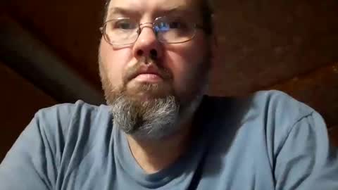 Snapshot of just_hangin_around chatting on September 22, 3:47 pm just_hangin_around online show from September 22, 3:47 pm