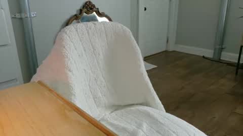 Snapshot of just_jasper chatting on February 15, 7:43 pm just_jasper online show from February 15, 7:43 pm