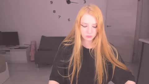 Snapshot of just_jessy_meow chatting on June 2, 7:16 pm JESSY online show from June 2, 7:16 pm