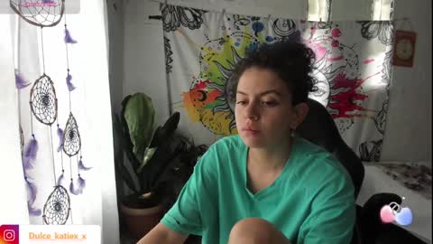 Snapshot of just_katiex chatting on February 4, 8:59 pm Sofia online show from February 4, 8:59 pm