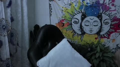 Snapshot of just_katiex chatting on February 7, 10:08 am Sofia online show from February 7, 10:08 am