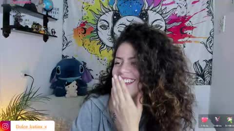 Snapshot of just_katiex chatting on November 8, 12:27 pm Sofia online show from November 8, 12:27 pm