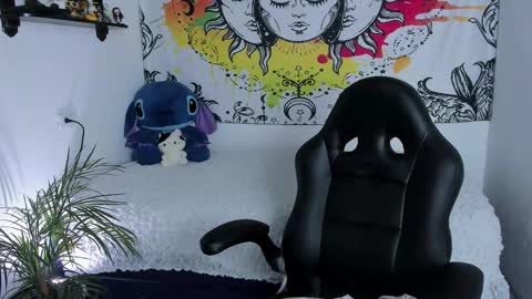 Snapshot of just_katiex chatting on November 10, 12:42 am Sofia online show from November 10, 12:42 am