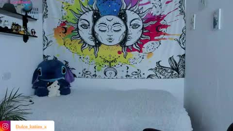 Snapshot of just_katiex chatting on November 12, 5:13 pm Sofia online show from November 12, 5:13 pm