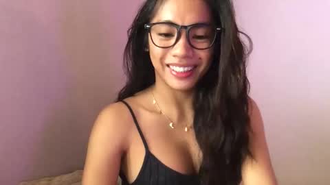 Snapshot of just_marjorie69 chatting on November 24, 2:22 am Be you online show from November 24, 2:22 am