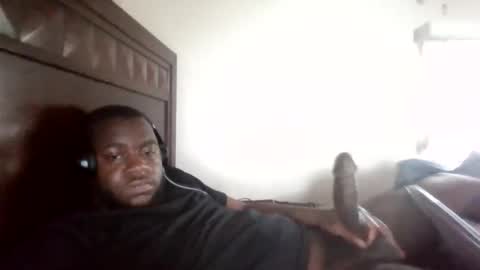 Snapshot of justablackdude1474274 chatting on June 8, 7:25 pm justablackdude1474274 online show from June 8, 7:25 pm