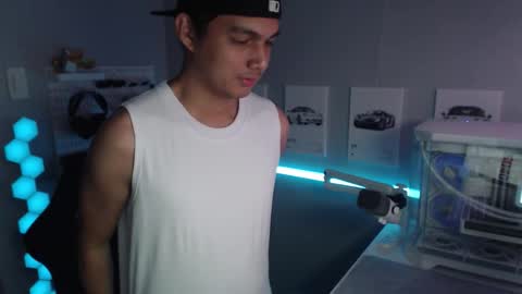 Rhys online show from November 18, 6:34 pm