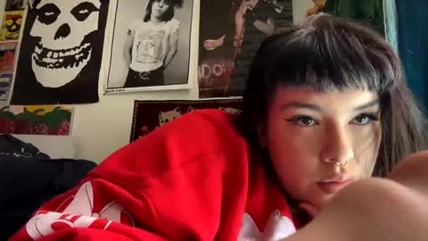 justalittlewetnow online show from February 8, 7:59 pm
