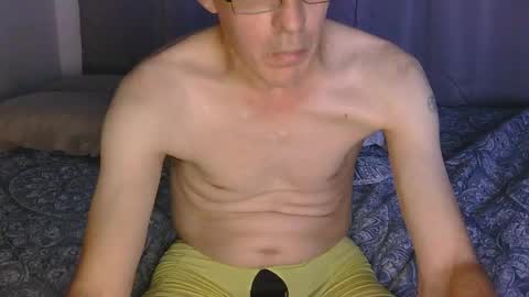 Snapshot of justasexyguyforu chatting on May 21, 2:51 am justasexyguyforu online show from May 21, 2:51 am