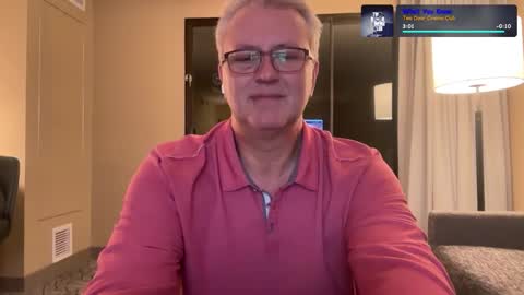 Snapshot of justavoyeurhere chatting on November 25, 4:01 am Michael online show from November 25, 4:01 am