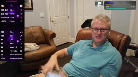 Snapshot of justavoyeurhere chatting on December 5, 4:36 pm Michael online show from December 5, 4:36 pm