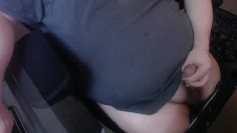Snapshot of justchillinhey5776 chatting on May 18, 2:34 pm Rick online show from May 18, 2:34 pm