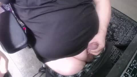 Snapshot of justchillinhey5776 chatting on July 27, 5:31 pm Rick online show from July 27, 5:31 pm