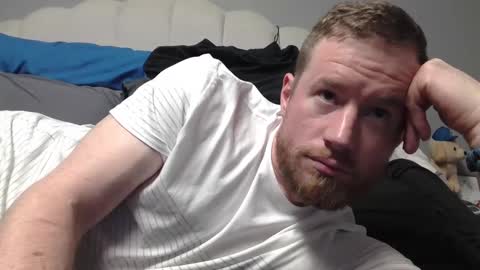 Snapshot of justformeandmyself1234 chatting on February 25, 4:24 am justformeandmyself1234 online show from February 25, 4:24 am