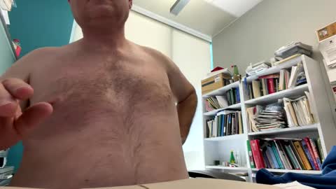 Snapshot of justfunguy221287 chatting on October 8, 8:28 pm justfunguy221287 online show from October 8, 8:28 pm