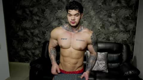 justin clark1 online show from February 19, 3:46 am