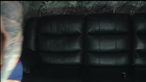 justin clark1 online show from May 6, 2:08 am