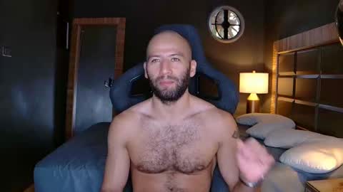 Snapshot of justin_hton chatting on February 22, 1:57 pm Justin online show from February 22, 1:57 pm