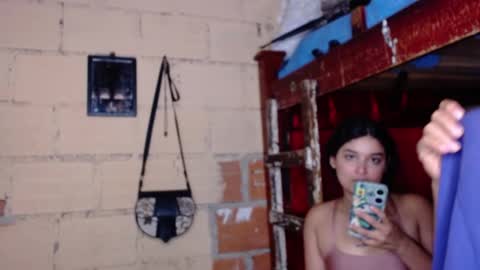 JUSTIN Y JAZMIN online show from February 5, 7:51 pm