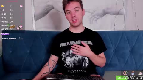 Snapshot of justin_reed chatting on February 15, 8:44 am Arthur online show from February 15, 8:44 am