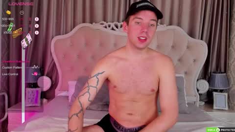 Snapshot of justin_reed chatting on October 2, 3:24 am Arthur online show from October 2, 3:24 am