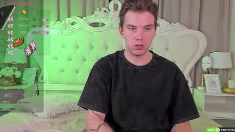 Snapshot of justin_reed chatting on October 12, 3:55 pm Arthur online show from October 12, 3:55 pm