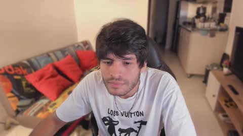 Snapshot of justin_stark1 chatting on October 21, 10:21 pm Diego online show from October 21, 10:21 pm