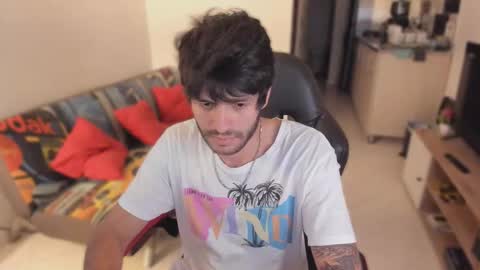 Snapshot of justin_stark1 chatting on October 27, 11:20 pm Diego online show from October 27, 11:20 pm