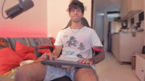 Snapshot of justin_stark1 chatting on November 17, 9:42 pm Diego online show from November 17, 9:42 pm