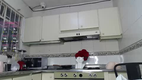 Justin  online show from December 17, 3:01 am