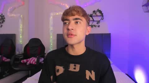 Justin online show from November 20, 11:21 am