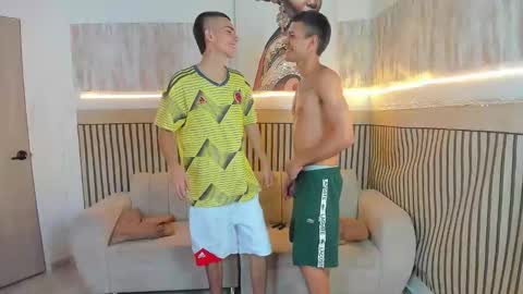 justingtime21 online show from February 12, 9:21 pm