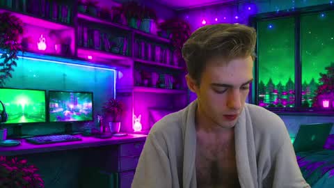 Snapshot of justinnordick chatting on June 8, 5:41 am Hologram Guy online show from June 8, 5:41 am