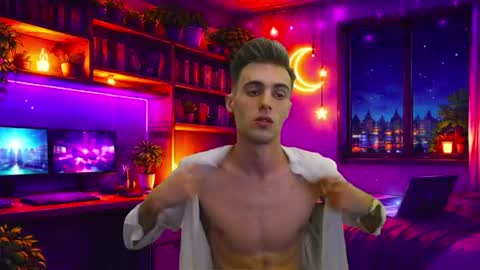 Hologram Guy online show from June 21, 8:17 am