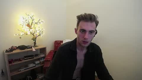 Hologram Guy online show from June 30, 6:25 am