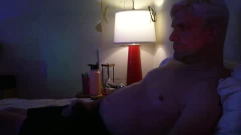 Snapshot of justinnorthwood chatting on December 9, 8:55 am JustinNorthwood online show from December 9, 8:55 am