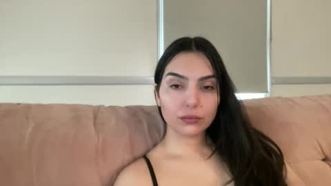 Jess online show from December 11, 8:07 pm