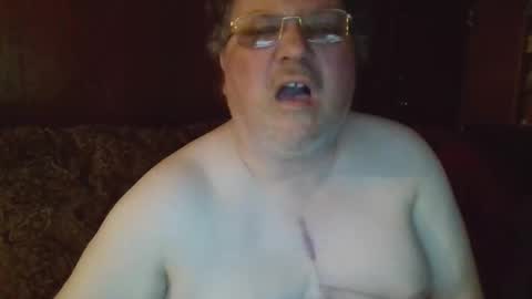 justme337 online show from April 18, 5:00 am