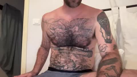 justmeandyou00 online show from September 14, 4:39 pm