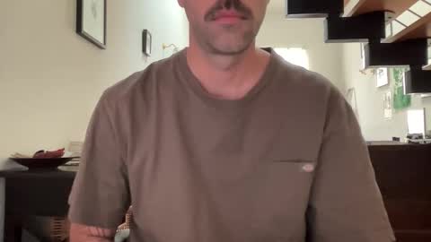 justmeandyou00 online show from September 18, 7:43 am