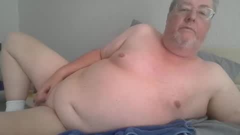 justmedm64 online show from April 6, 1:34 pm