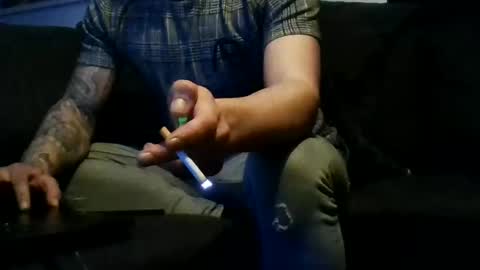 Snapshot of justmehere077 chatting on January 4, 2:14 am justmehere077 online show from January 4, 2:14 am