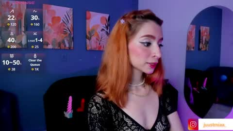 Mia online show from July 17, 12:50 am