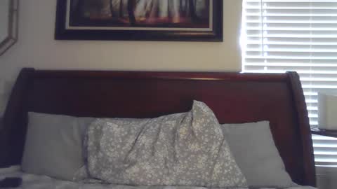 Snapshot of justphoenixxx chatting on September 19, 12:34 am justphoenixxx online show from September 19, 12:34 am